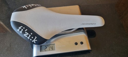 Fizik antares saddle handmade - fizik,