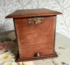 Players Cigarette Wood