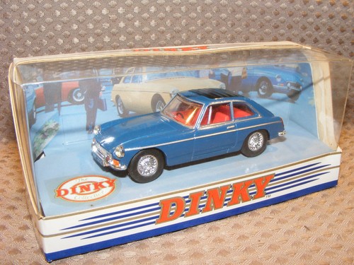 Matchbox dinky collection - matchbox,