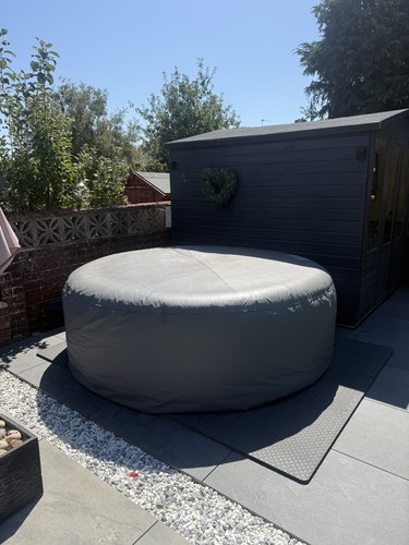 Lay spa moritz hot tub - hot,