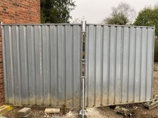Pair of 2.4m Site Security