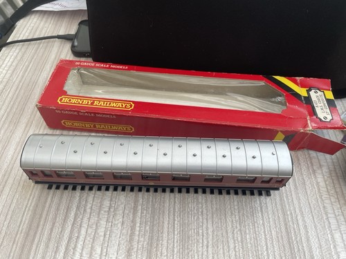 Hornby r433 coach 57 - hornby, l.m.s.