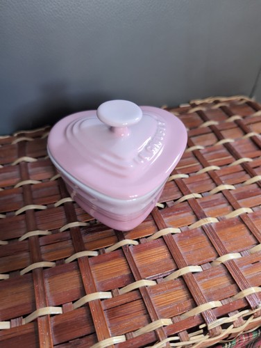 Creuset heart shaped - le,