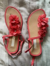 Women's Strappy Sandals Size 5