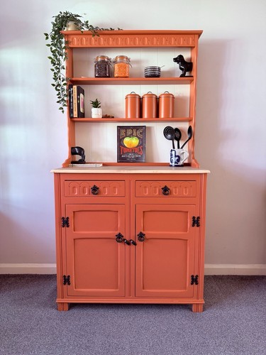 Welsh dresser pumpkin spice - dresser, in