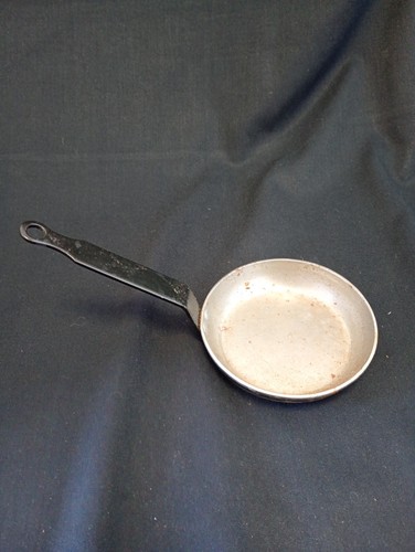 Vintage skillet frying pan - vintage,