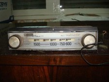 VINTAGE CAR RADIO. OLD CAR