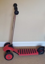 Mookie Scooter, fun, Mini Street Cruz 2 three-wheeler, red, great condition 