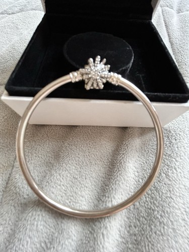 Pandora snowflake bangle - pandora,