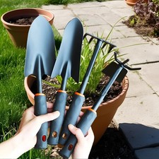 4-Piece Garden Tool Set –
