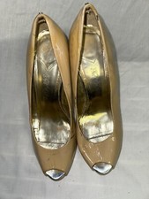 TED BAKER LADIES SIZE 8 PATENT