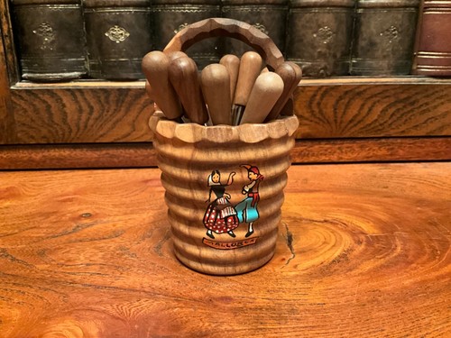 Vintage wooden basket holder - vintage,