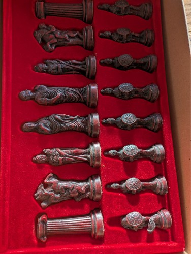 Carlton roman themed chess - a,