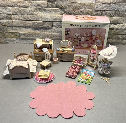 Sylvanian families classic - sylvanian,