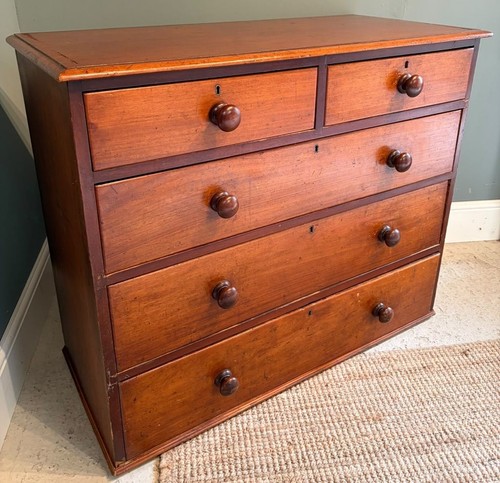 Antique chest drawers - of,