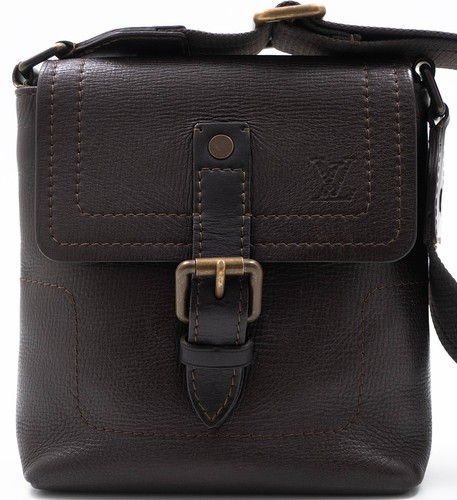 Louis vuitton utah yuma bag - louis,