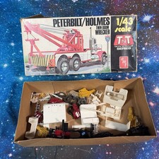AMT 1:43 model kit