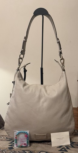 Authentic pre loved - authentic,