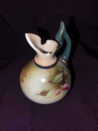 Hadley royal worcester hand - royal,
