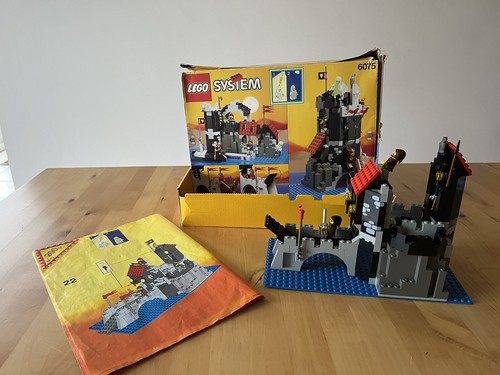 Lego set 6075 vintage castle - lego,