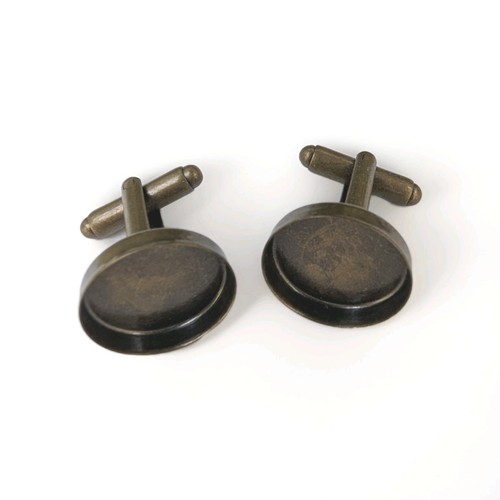 Antique bronze cufflink - 10,
