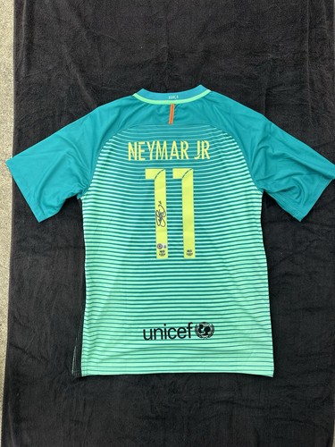 Neymar signed game issued - neymar, game-issued