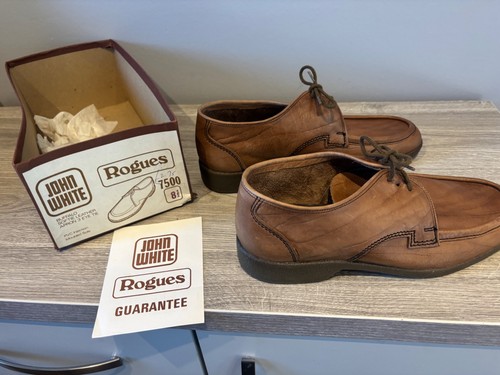 Vintage 1975 john - john, brown