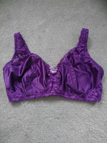 Shapely figures purple - purple, lace