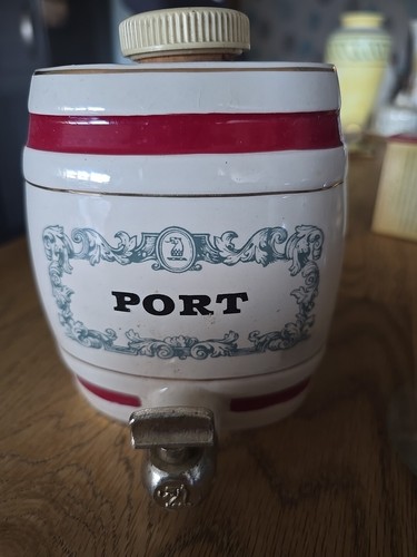 Vintage royal victoria wade - vintage,