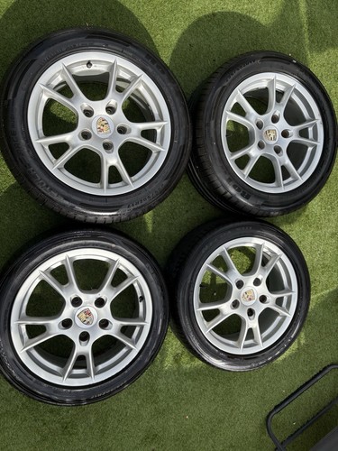 Genuine porsche baxter - 17”,