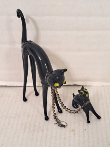 Vintage black glass cat - black,