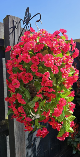 Artificial flowers - ☘️artificial, flowers☘️