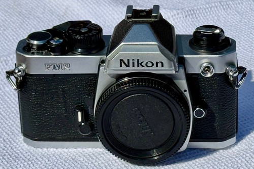 Nikon fm2n 35mm slr film - 35mm,