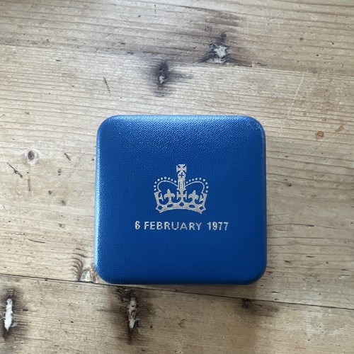 Royal mint plastic coin - royal,