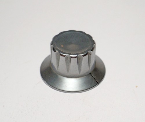 Metal plastic radio - radio, knobs