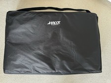 HROOT PORTABLE MASSAGE COUCH/TABLE MASSAGE TABLE BLACK LEATHER/WOOD USED ONCE