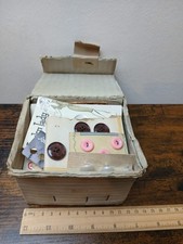 Job Lot Of Approx 100 Vintage Buttons New Still On Cards