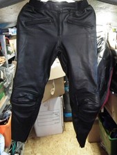 HEIN GERICKE BLACK LADIES BIKERS PANTS SIZE 36" WAIST