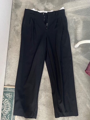 The row zev - row, trousers: