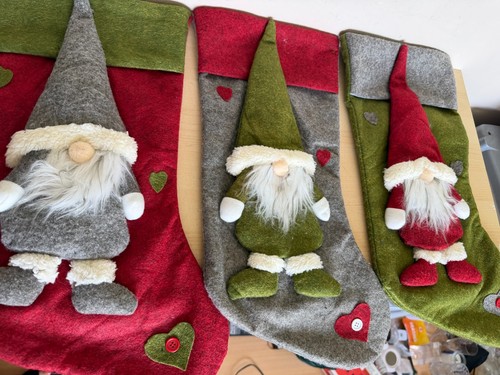 Santa felt gonk - x,