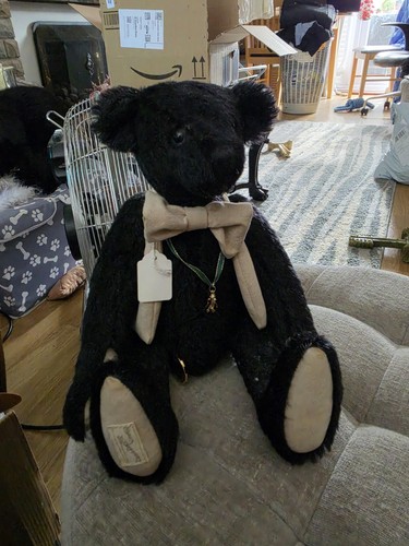 Deans rag book bear charisma - bear,