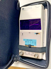 RS Components 610-972 FREQUENCY METER 20Hz-200MHz with case and manual