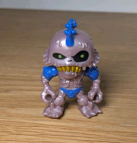 Treasure mini alien - treasure,