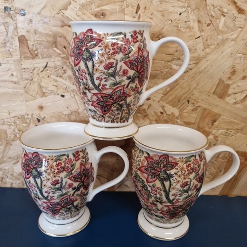 Queen floral pattern - queen’s,