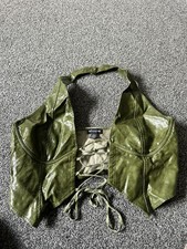 PRETTYLITTLETHING HALTERNECK
