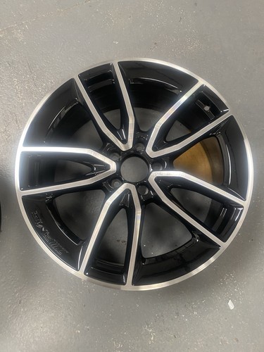 Mercedes a35 amg alloy - amg,