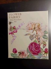 Reutter Porcelain FLOWER