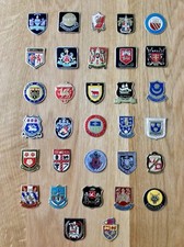 VINTAGE 1971-72 ESSO FOIL FOOTBALL CLUB BADGES ..PICK YOUR CLUB FROM LIST K-W