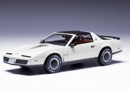 Ixo diecast 1982 pontiac - 1/43,