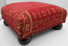 SMALL SQUARE FOOTSTOOL RED